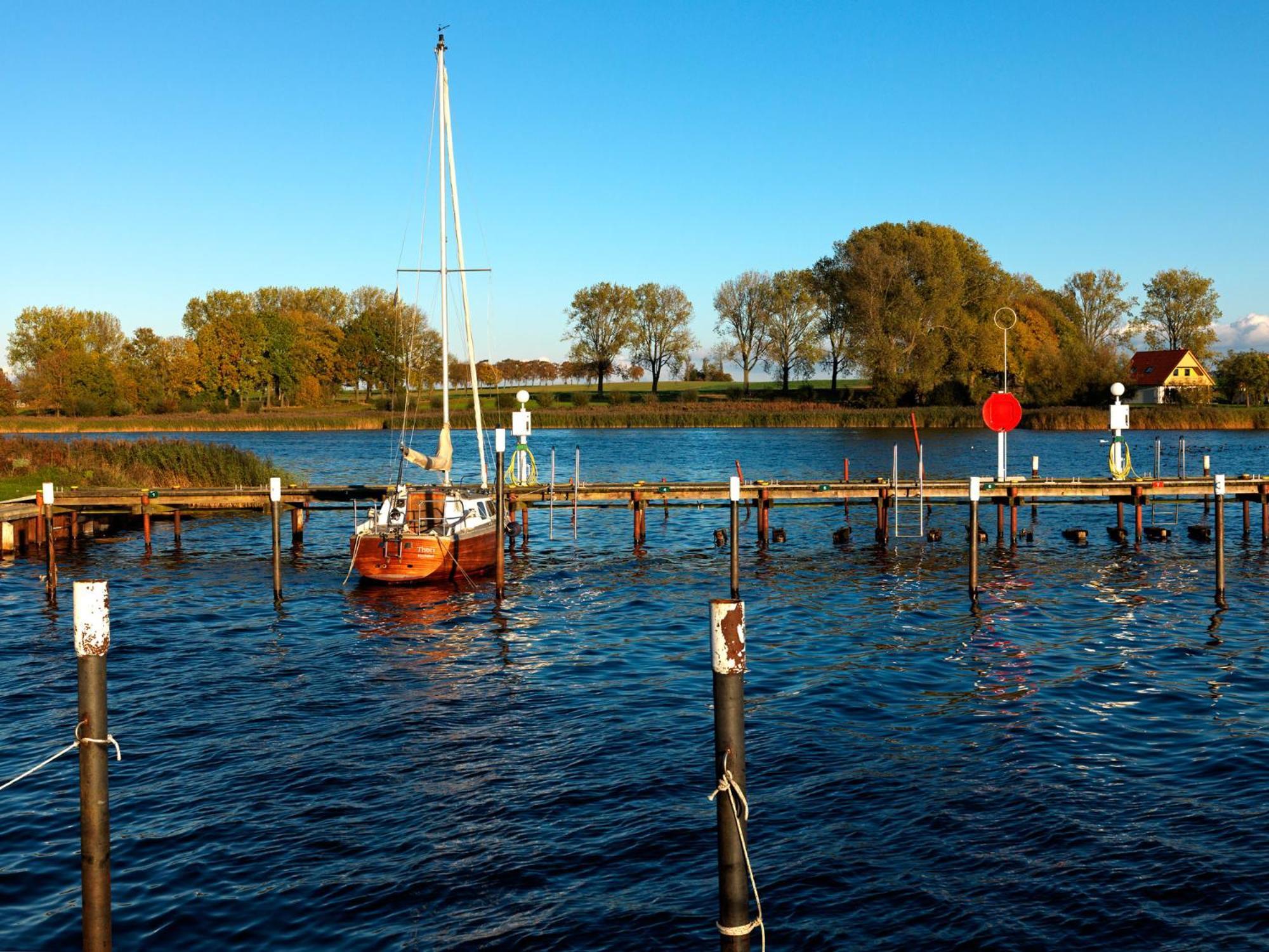Appartement Am Yachthafen Insel Poel Bagian luar foto